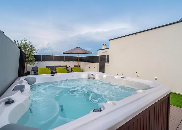 Panorama Deluxe Apartment