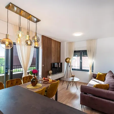 Apartman Panorama Deluxe *