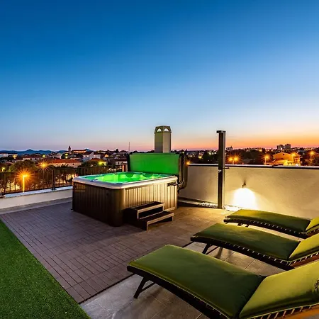 Panorama Deluxe Apartman Zára